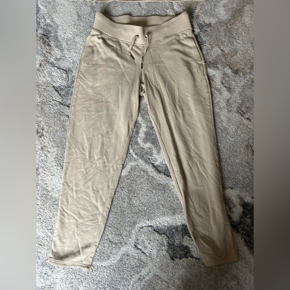 NWT beige jogger and sweater set - Picture 4 of 4